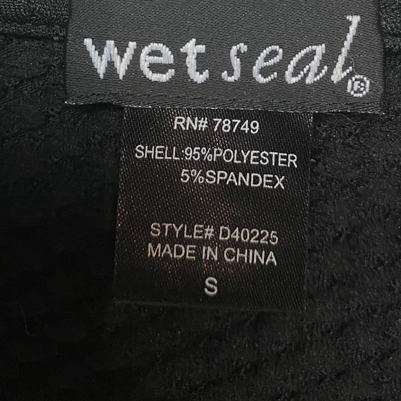 Summer Dress w/back cut off A-Line mini - Picture 5 of 8